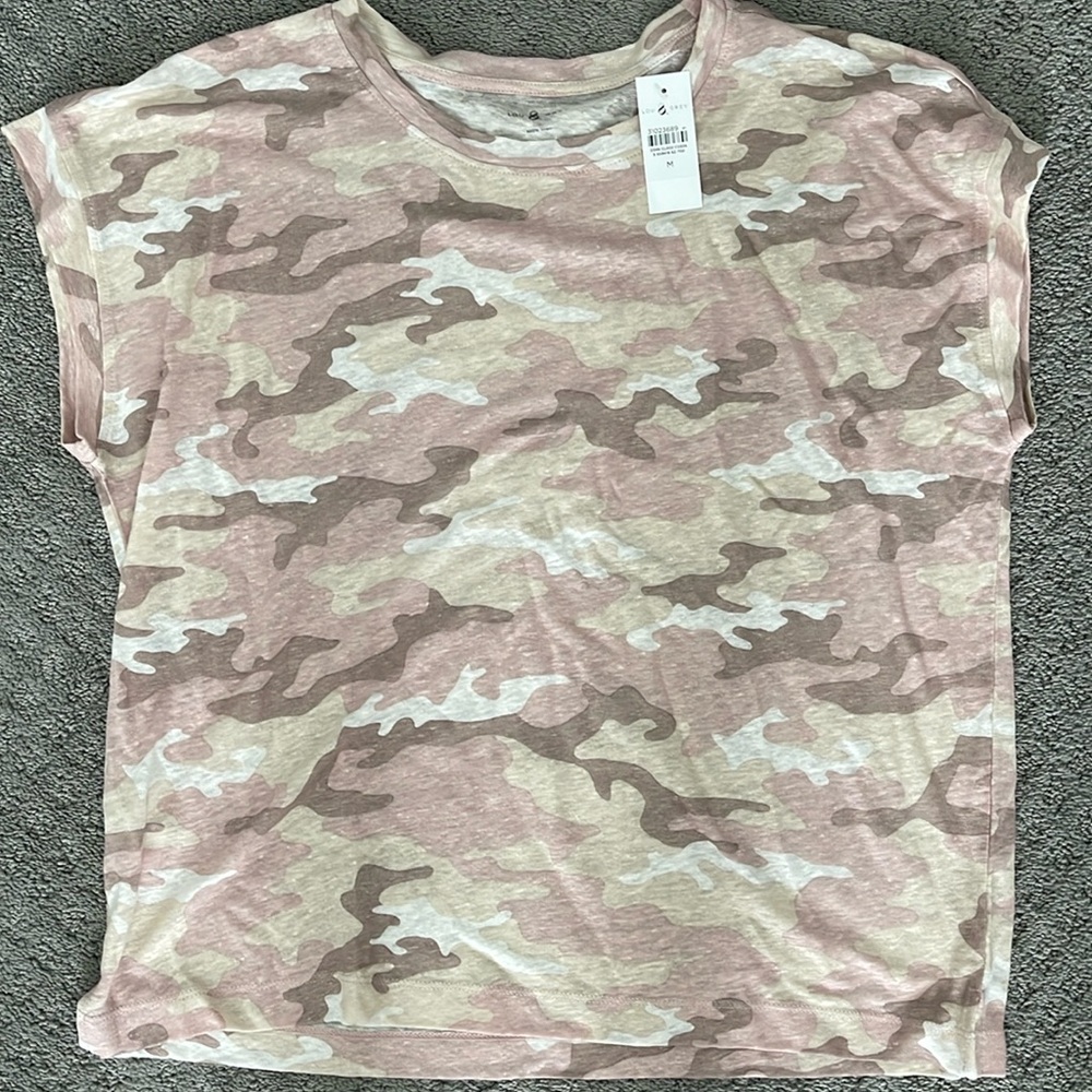 NWT Lou & Grey Pink Camo Shirt Medium